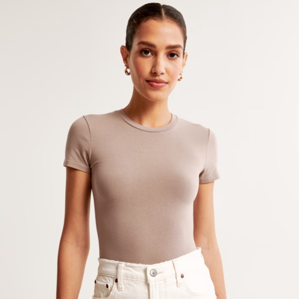 Abercrombie Essential Baby Tee